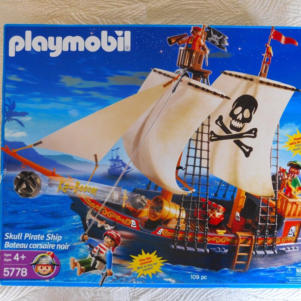 Rare PLAYMOBIL Skull Pirate Ship 5778 Buccaneer building toy BRAND NEW SEALED